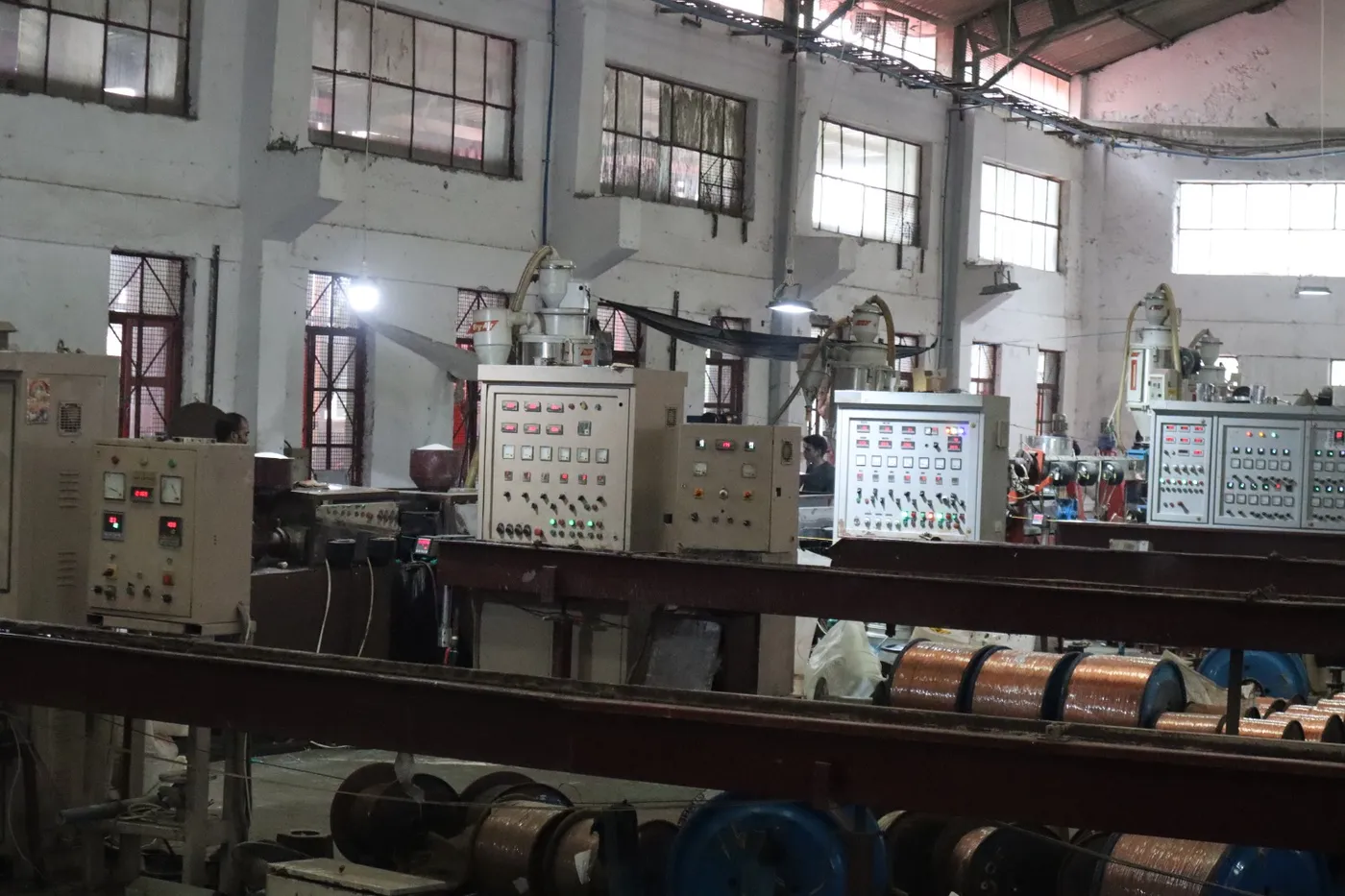 PVC extrusion control panels for insulation coating